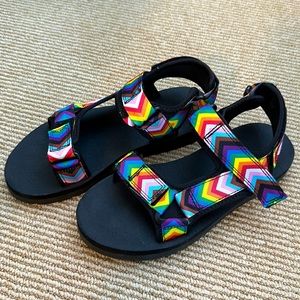 NWT Pride Adult Adventure Sandals by Target - Men’s 5 / Women’s 7